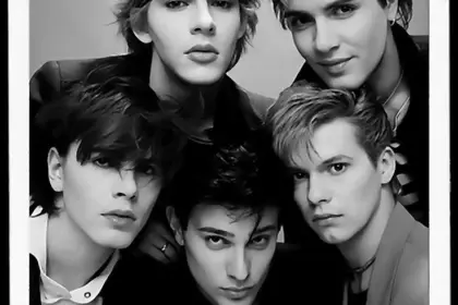 Duran Duran | Álbum | Duran Duran (1981) | Música | To The Shore 8 Duran Duran - Duran Duran 1981 - To The Shore